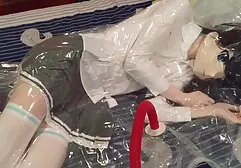 خدمتکار کانال تلگرام سکس دات کام نیکی بنز در لباس سکسی
